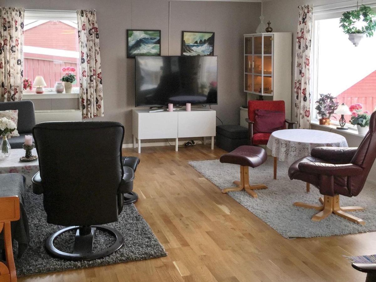 6 Person Holiday Home In Olderdalen Bagian luar foto