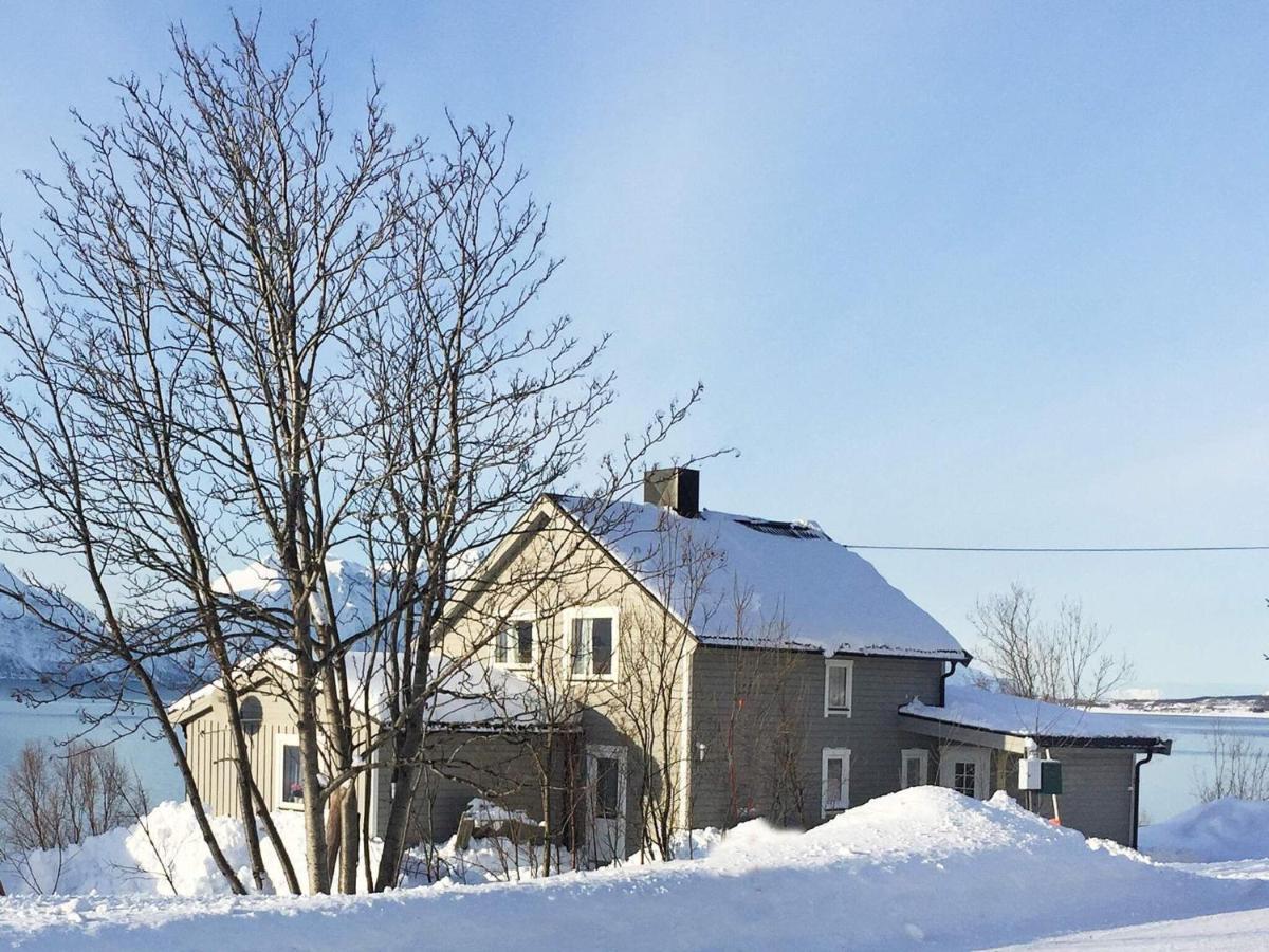 6 Person Holiday Home In Olderdalen Bagian luar foto
